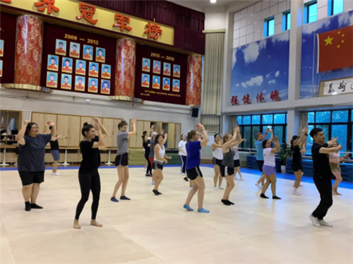 365(VIP)英国上市公